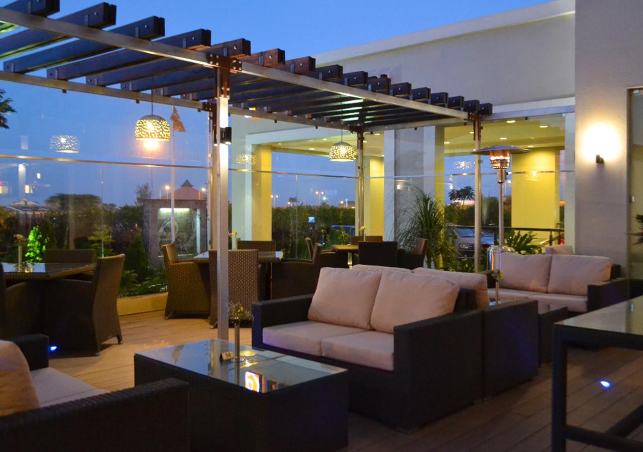 Eka Hotel Nairobi Exteriör bild